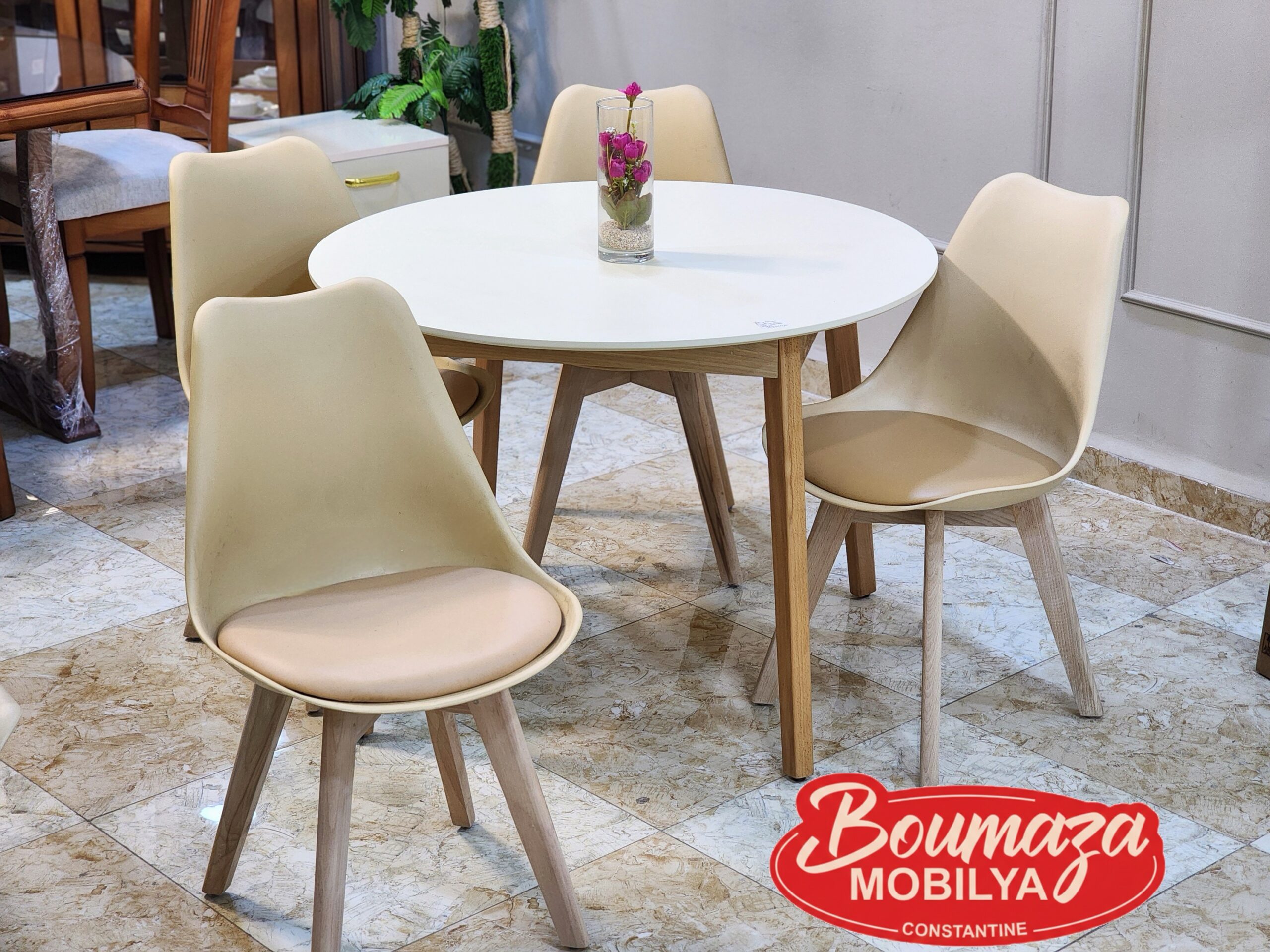 Table ronde contemporaine en MDF avec socle en hêtre massif